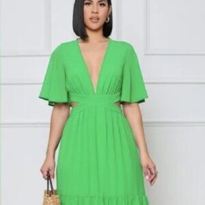 Elegant Green V-Neck Dress